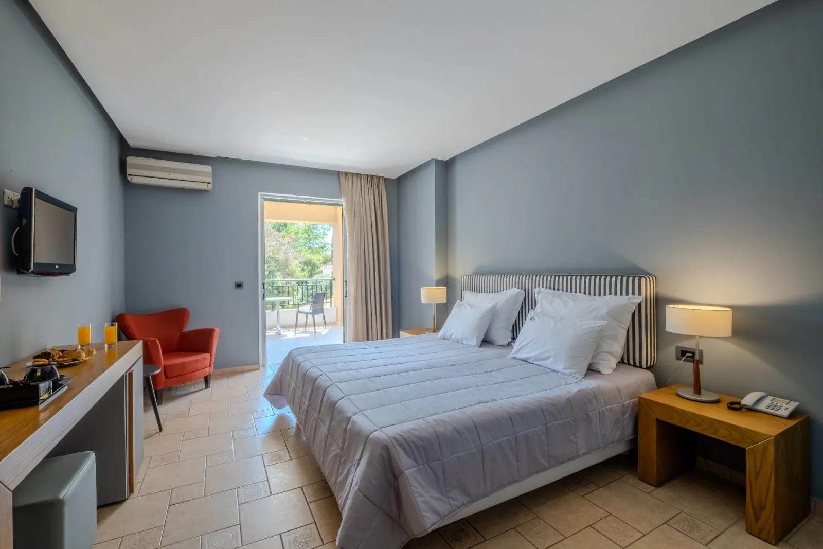 Mediterranean Beach Resort Zante, Laganas, Grčka — Twin Room Main Building