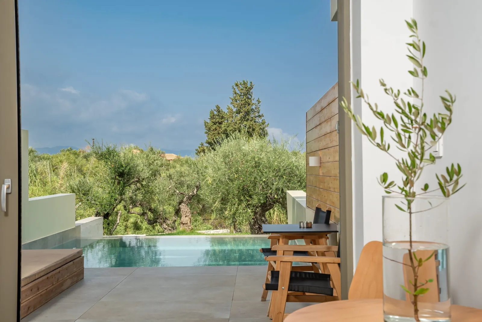 Tsamis Zante Suites, Planos