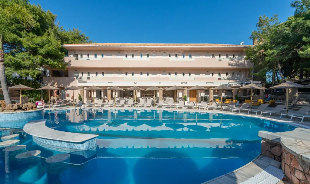 Vasilikos Beach Hotel, Vasilikos, Grčka — plaža