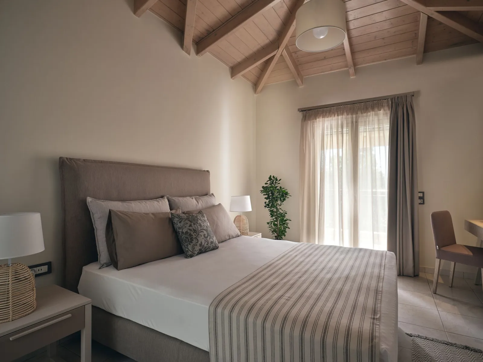 San Giorgios Maisonettes, Laganas, Grčka — Standard Maisonette | Garden & Pool View [45 m²]