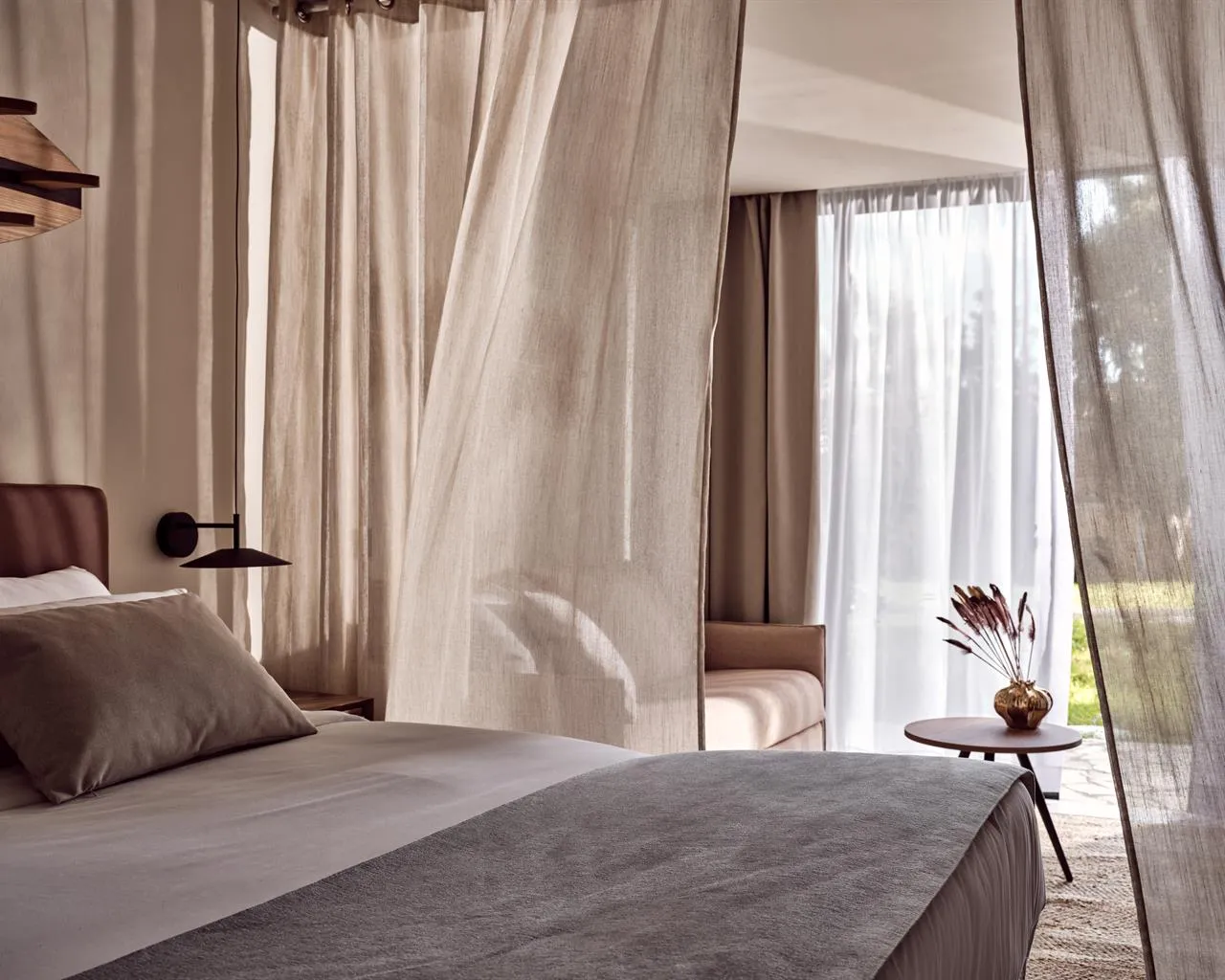 Domes Aulus Zante, Autograph Collection, Laganas / Kalamaki, Grčka — Suite Grand Tropical Cozy /Cool Living Selection