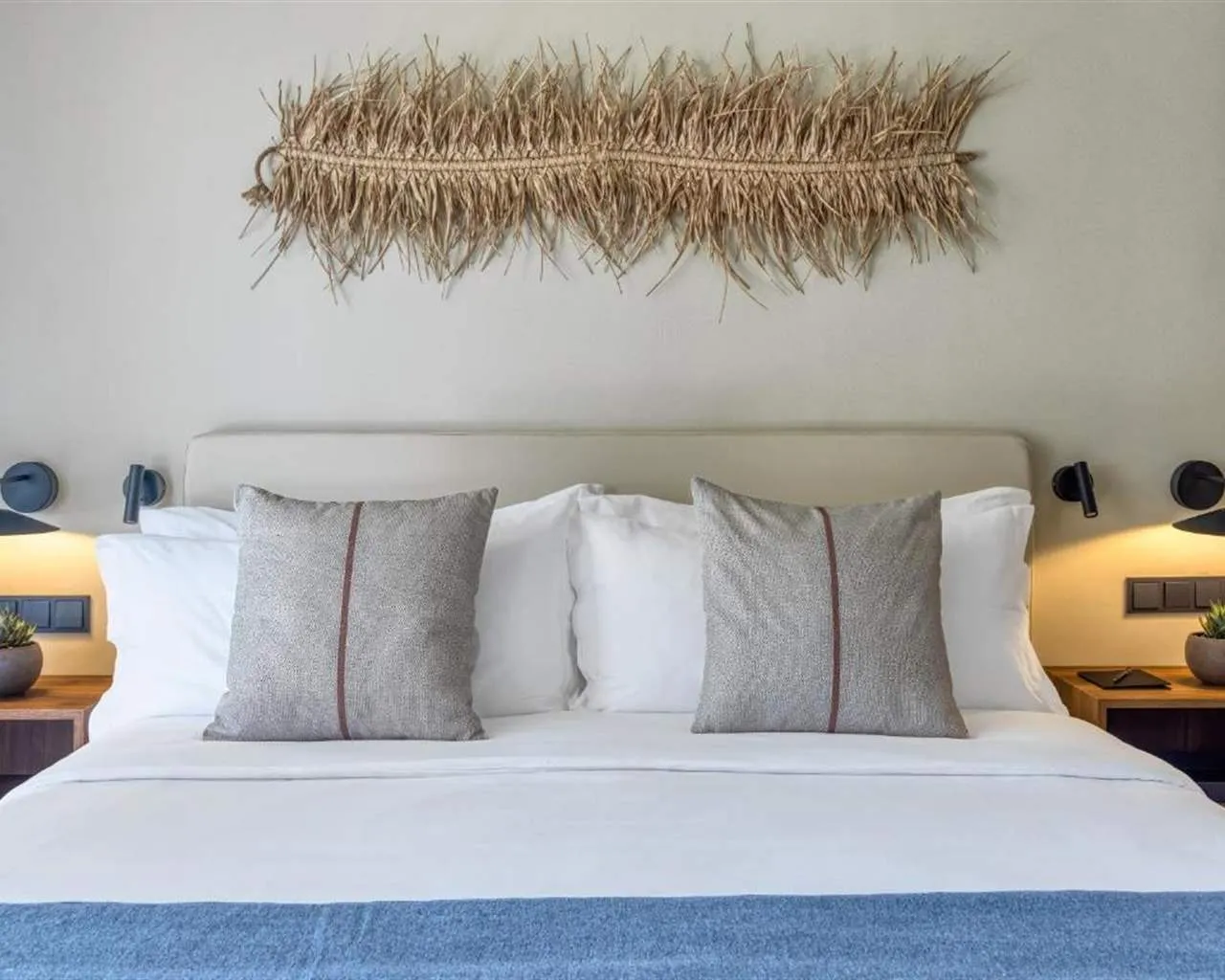Domes Aulus Zante, Autograph Collection, Laganas / Kalamaki, Grčka — Suite Tropical Cozy /Cool Living Selection