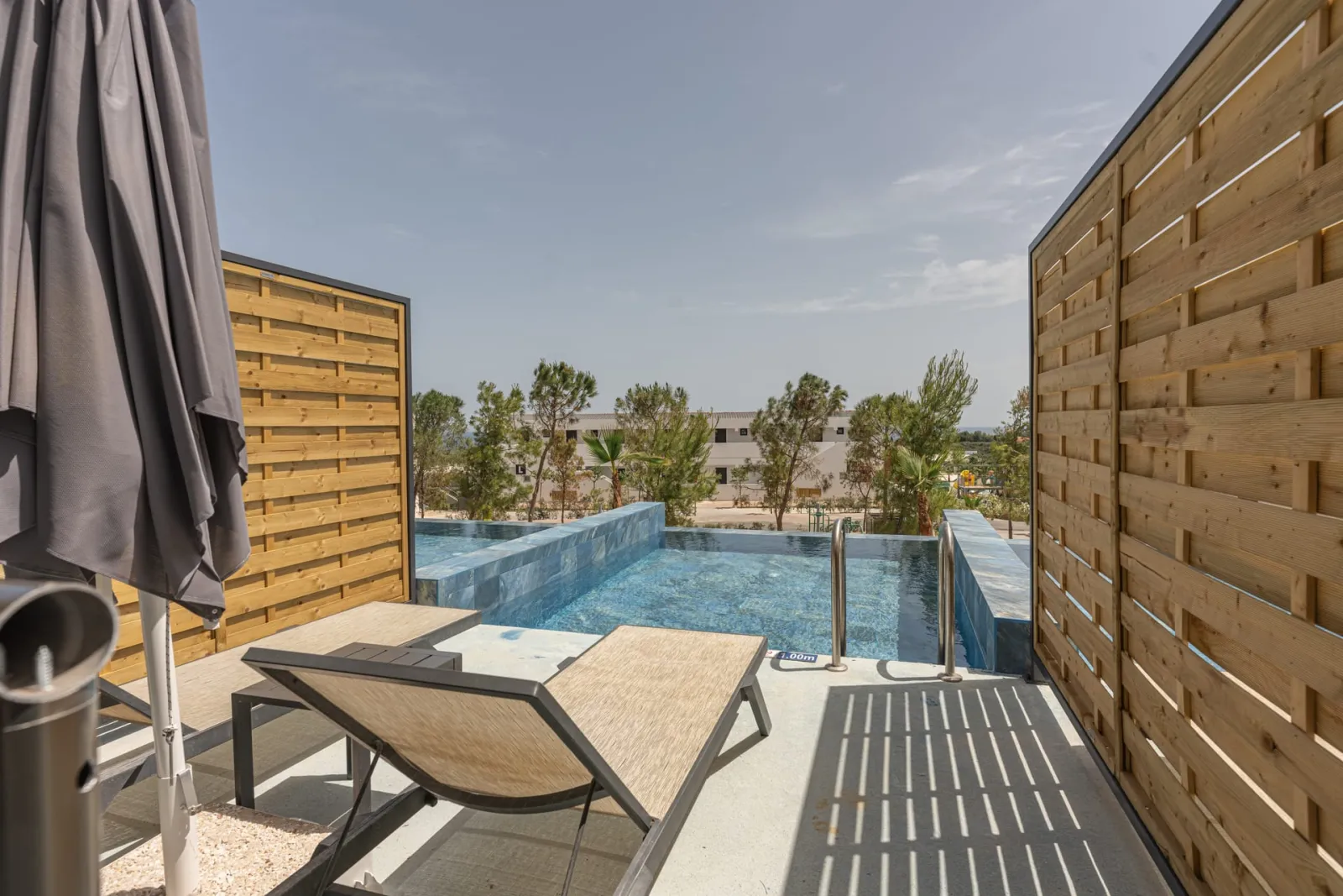 Caretta Paradise Resort & WaterPark, Tragaki, Grčka — One Bedroom Apartment Private Pool