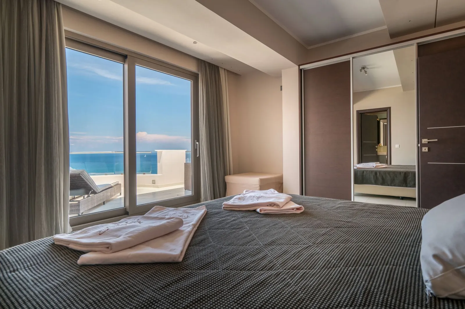 Kymothoe Elite Suites, Tsilivi, Grčka — Master Suite | Sea View [110 m²]