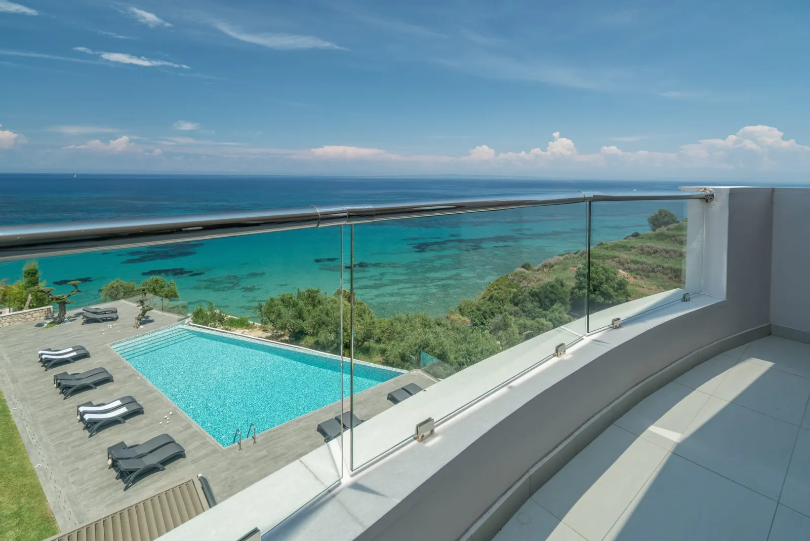 Kymothoe Elite Suites, Tsilivi