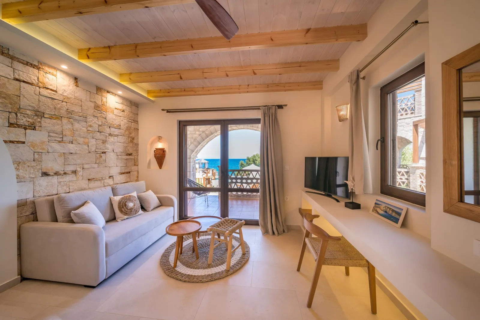 Porta Del Mar Zante, Alikes, Grčka — Deluxe King Suite