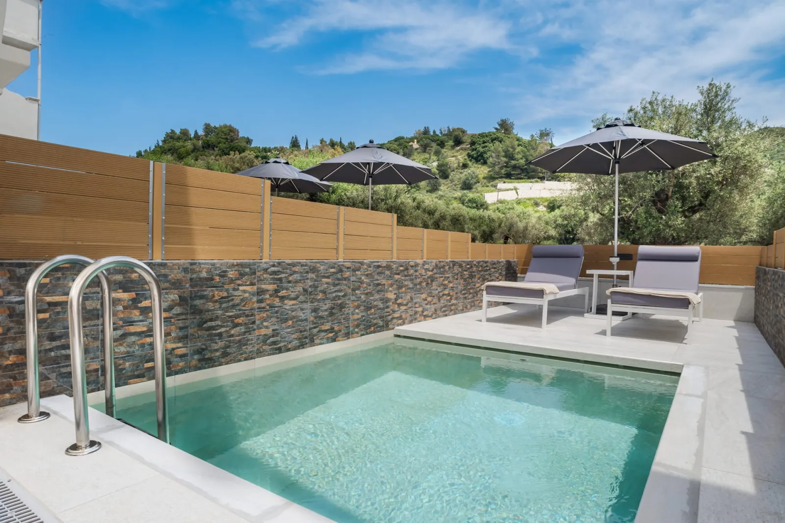 Nikon Boutique Hotel Zakynthos, Agrilia