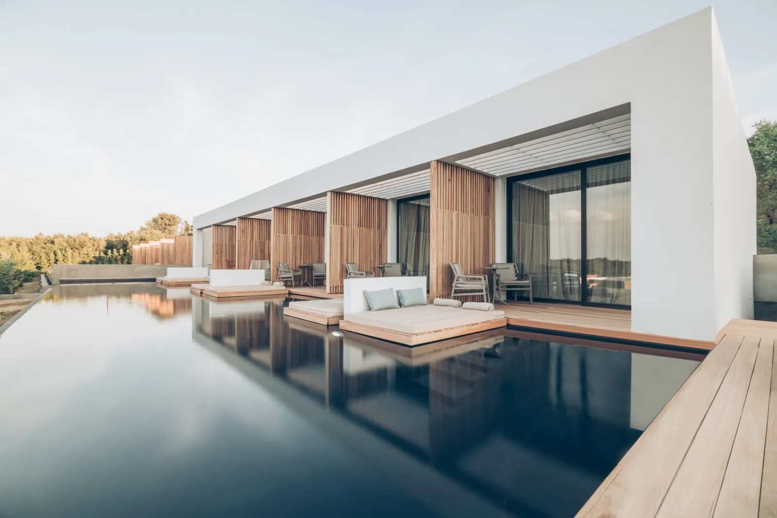 Zante Maris Suites, Tsilivi, Grčka — Swim Up Suite With Sundeck