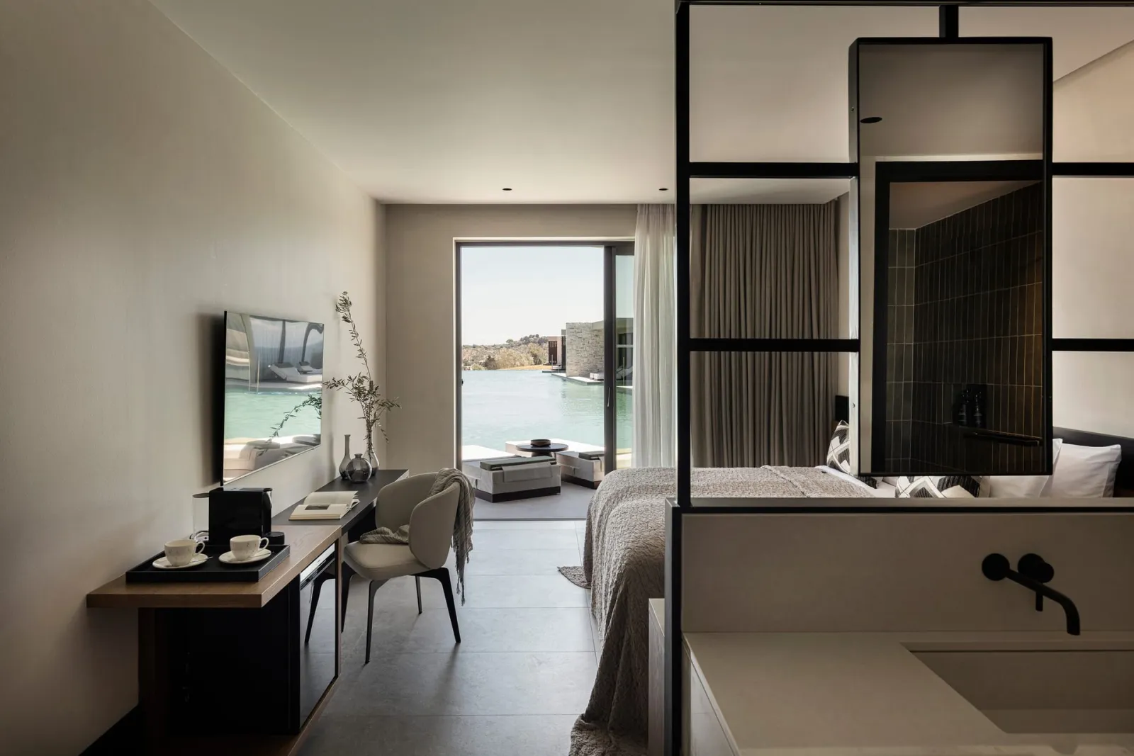 King Jason Zante – Designed for Adults, Planos, Grčka — Superior Swim-up Suite