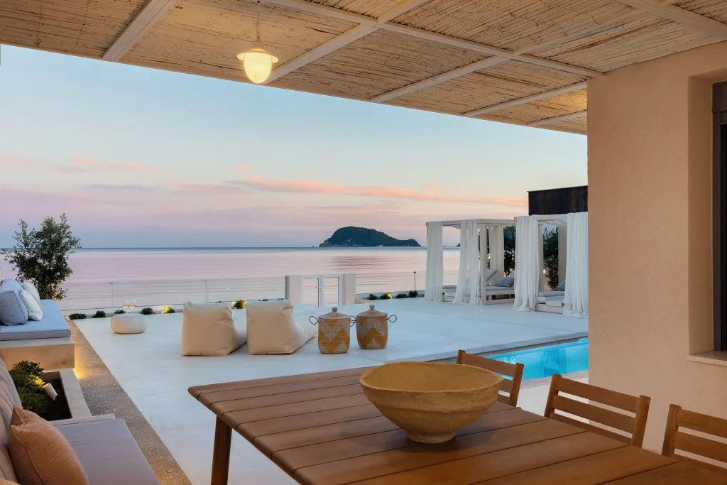 Salty Angel Sea Front Villa, Laganas, Grčka — fotografija 20
