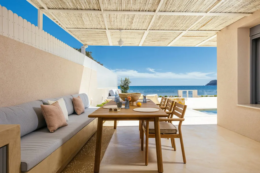 Salty Angel Sea Front Villa, Laganas, Grčka — fotografija 47