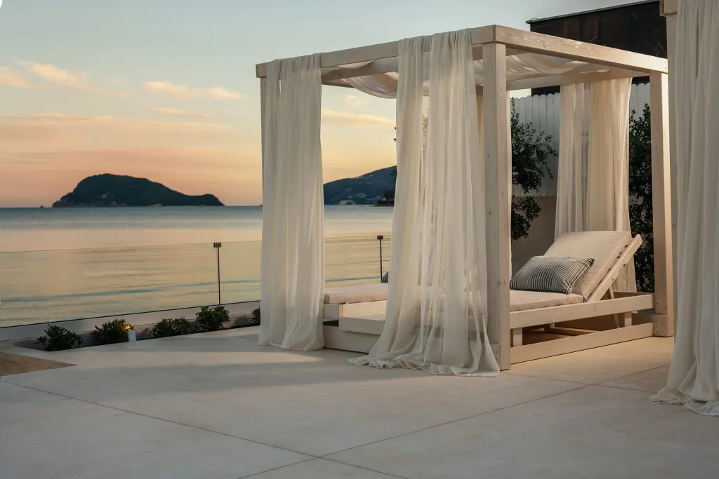 Salty Angel Sea Front Villa, Laganas, Grčka — fotografija 48