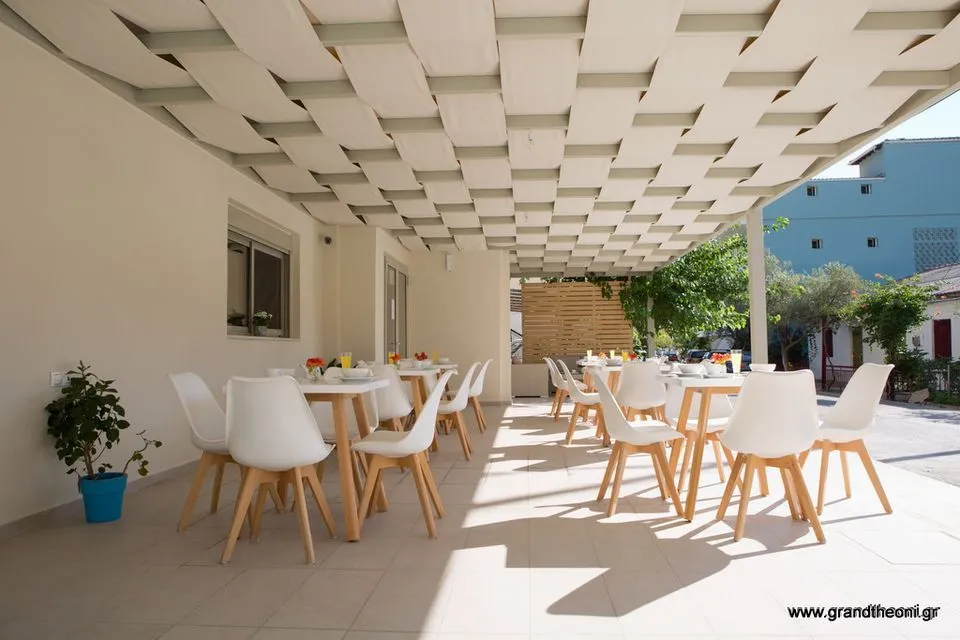 Grand TheoNi Hotel, Vasiliki, Grčka — fotografija 30