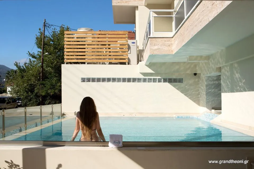 Grand TheoNi Hotel, Vasiliki, Grčka — fotografija 32