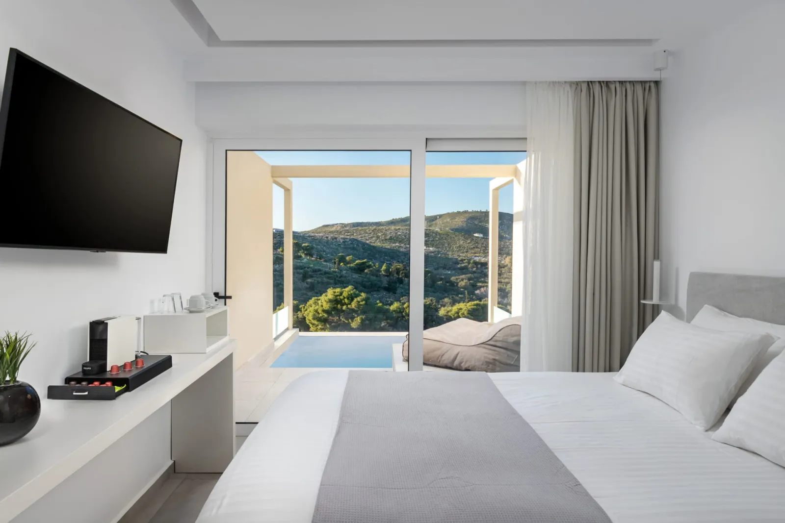 Myzith Luxury Suites, Grčka — Junior Suite With Private Pool