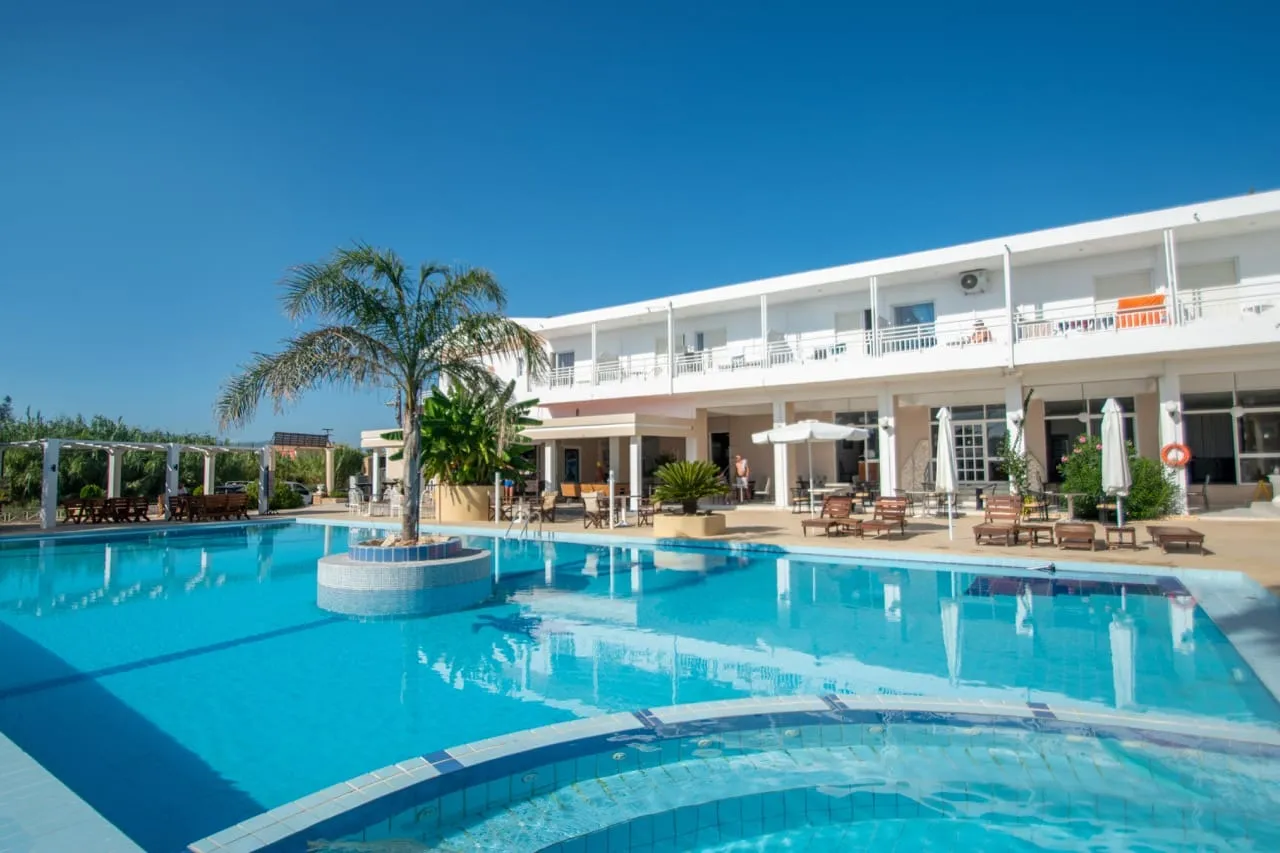 Ikaros Hotel, Laganas
