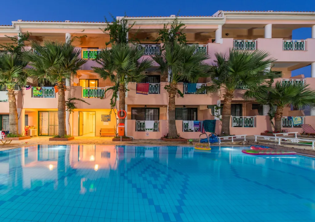 Caretta Beach Resort & WaterPark, Kalamaki, Grčka — plaža