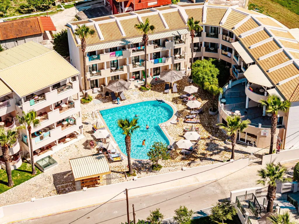Caretta Beach Resort & WaterPark, Kalamaki, Grčka — plaža