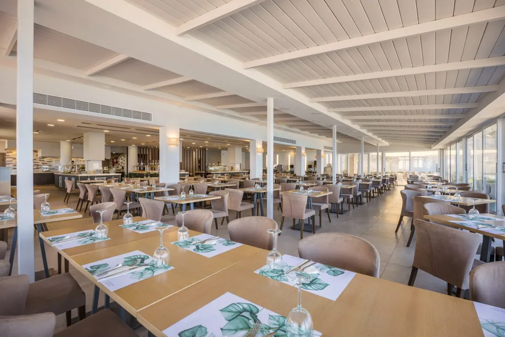 Alexandra Beach Resort & Spa, Planos / Cilivi (Tsilivi), Grčka — plaža