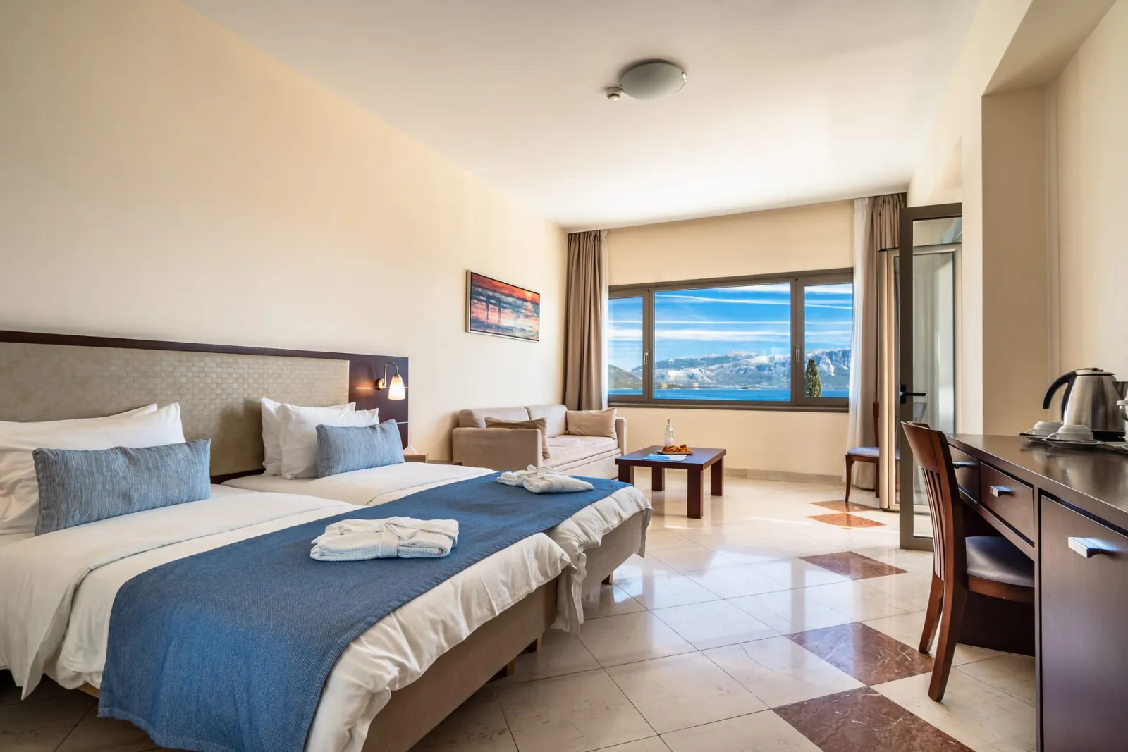 Porto Galini Seaside Resort and Spa Lefkada, Nikiana, Grčka — Superior Room with Sea View