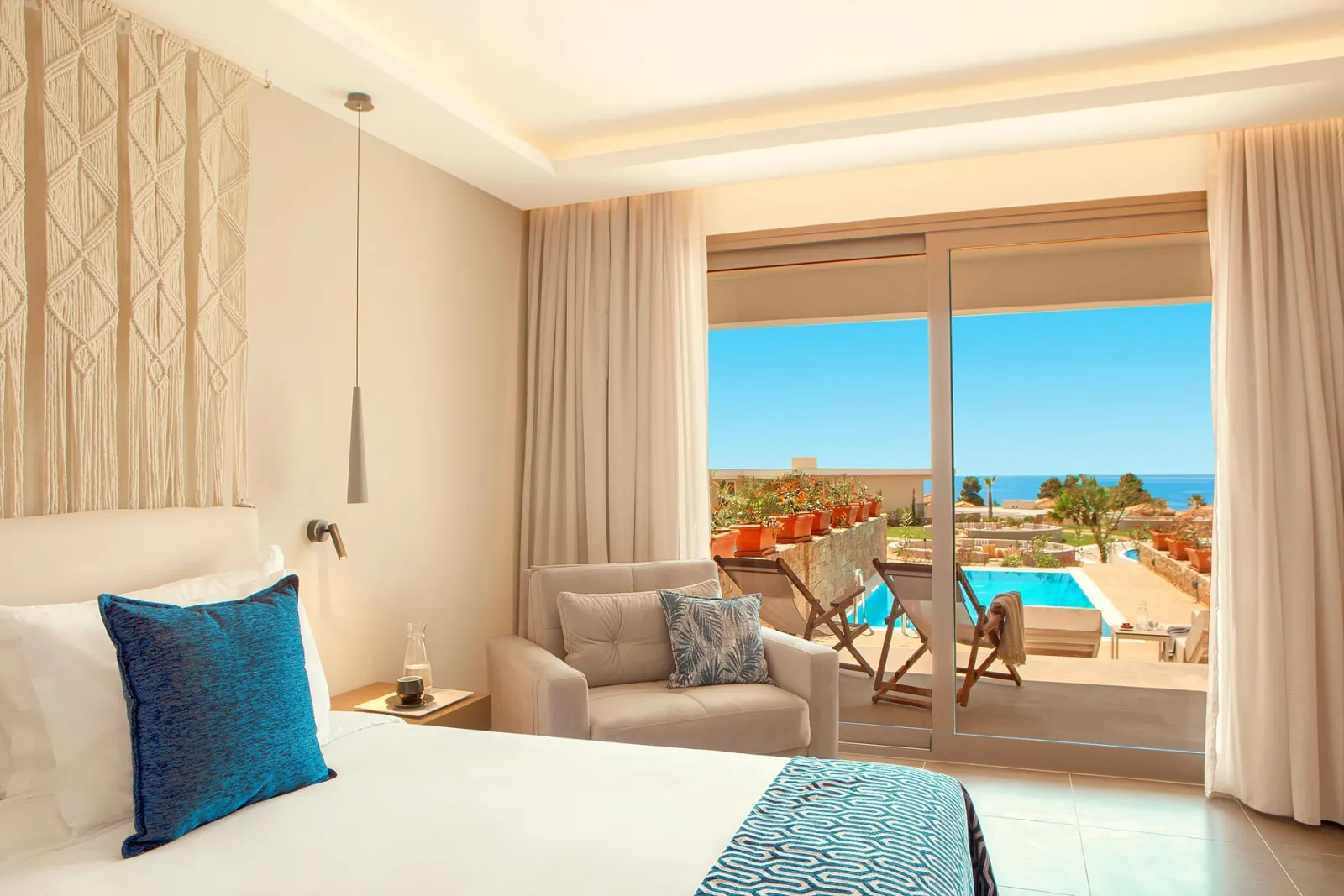 Zeus Eleva Ajul, Agia Paraskevi, Grčka — Executive Bungalow Sea View with Private Pool