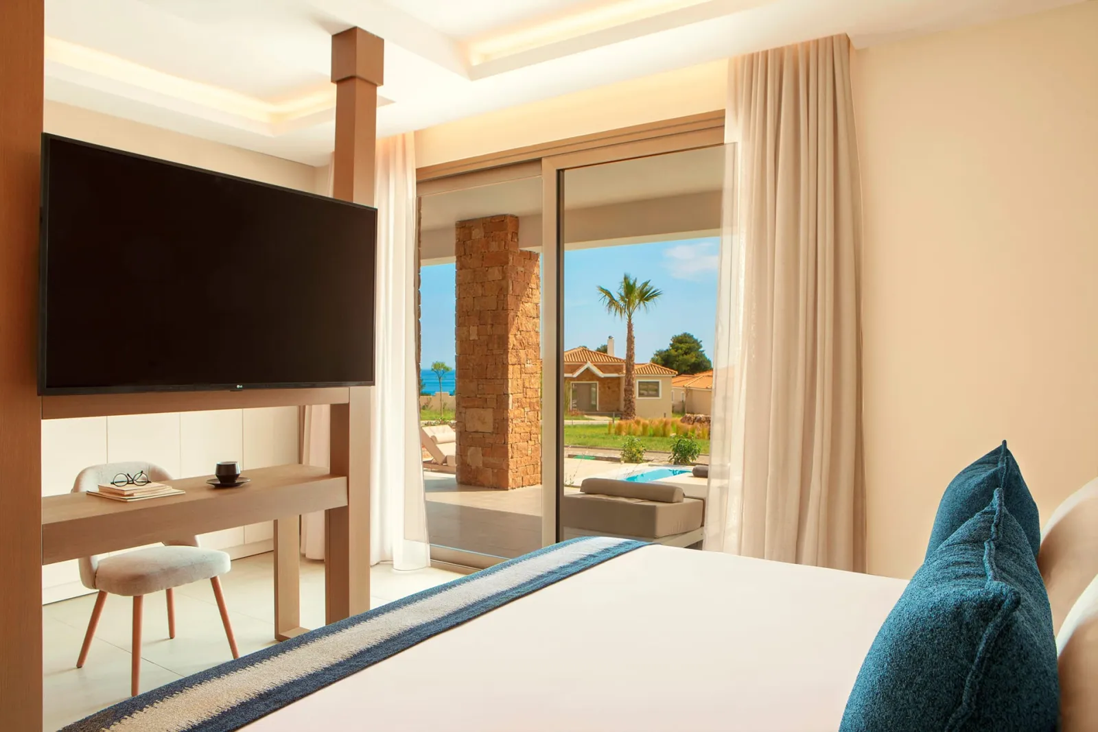 Zeus Eleva Ajul, Agia Paraskevi, Grčka — Executive Villa 2-Bedroom Private Pool