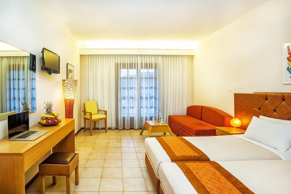 Xenios Possidi Paradise Hotel, Posidi, Grčka — fotografija 24