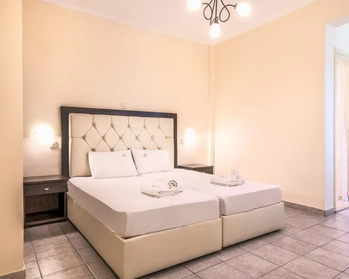 Tresor Sousouras Hotel, Hanioti, Grčka — Suite 2 BedRoom