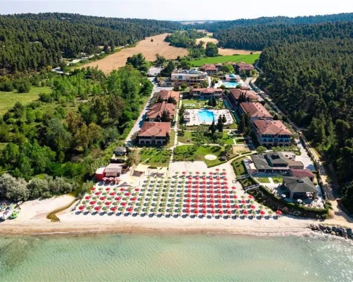 Simantro Resort, Sani