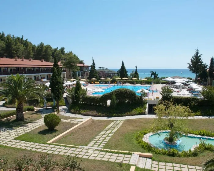 Simantro Resort, Sani, Grčka — plaža