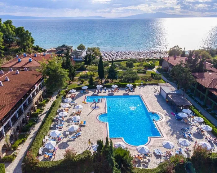 Simantro Resort, Sani, Grčka — plaža