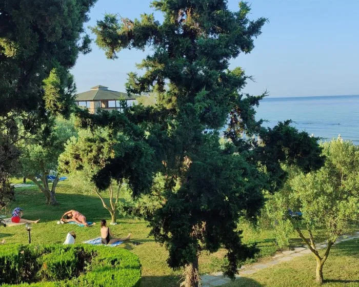 Simantro Resort, Sani, Grčka — plaža