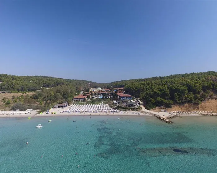 Simantro Resort, Sani, Grčka — plaža