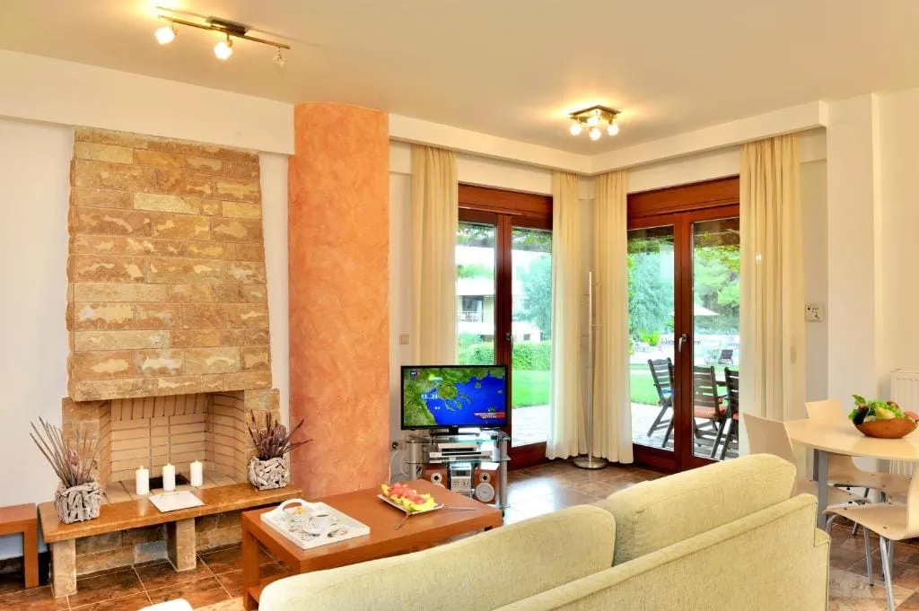 Sani Polyastron Hotel & Spa, Sani, Grčka — Villa With Garden View