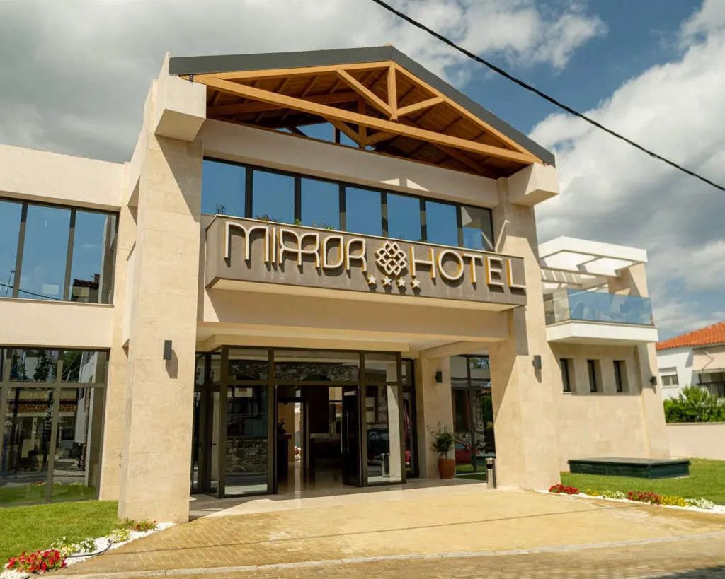 Mirror Hotel, Polihrono, Grčka