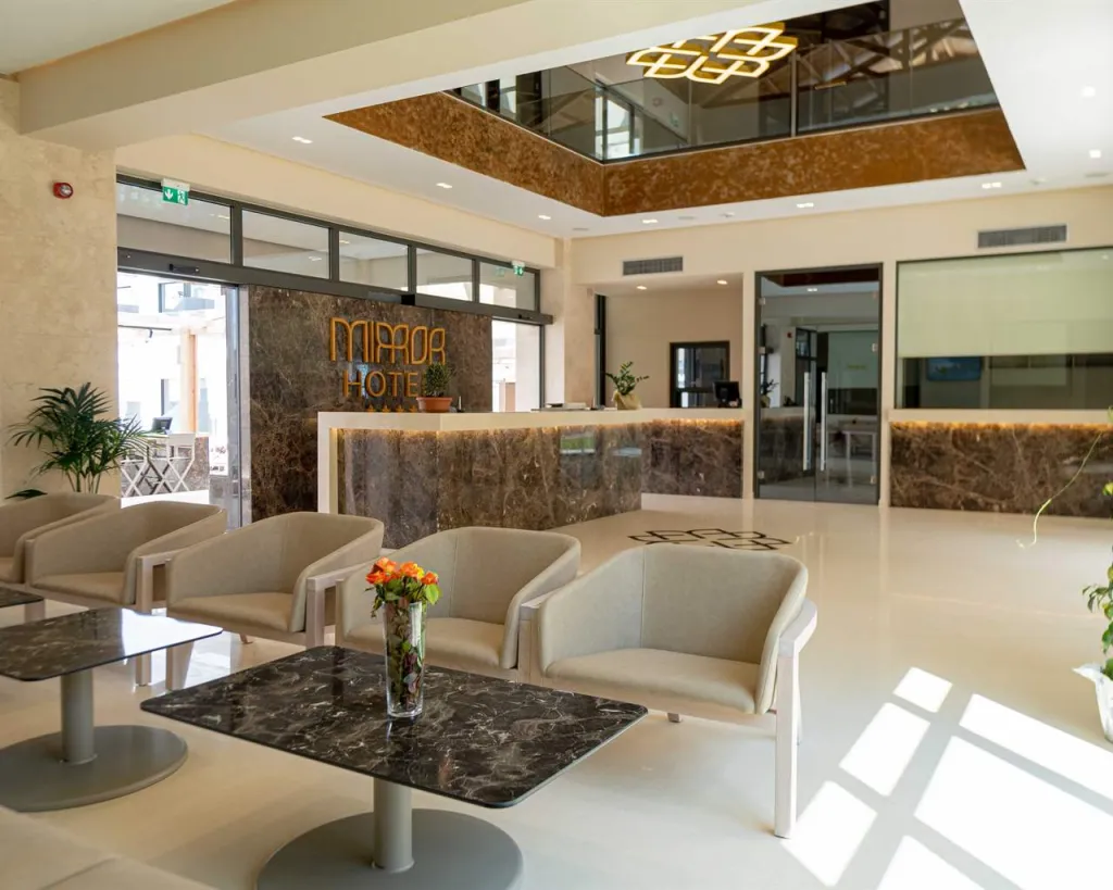 Mirror Hotel, Polihrono, Grčka — fotografija 20