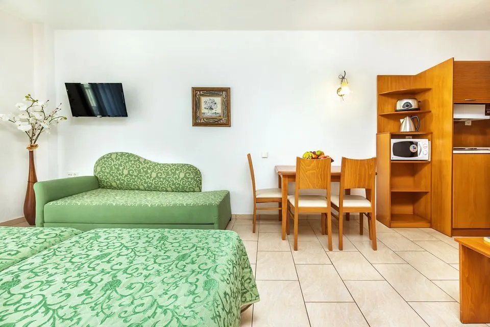 Nereides Hotel, Hanioti, Grčka — fotografija 14