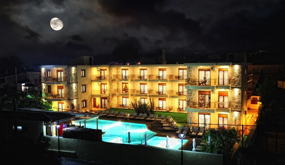 Nereides Hotel, Hanioti, Grčka — fotografija 27