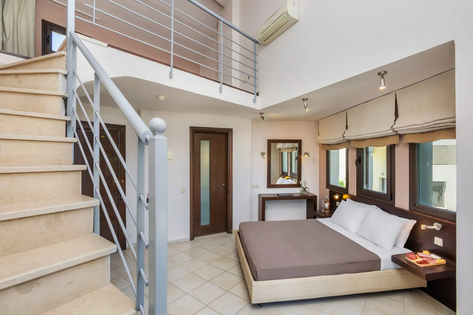 Ohana Hotel, Kriopigi, Grčka — Family Room Split Level
