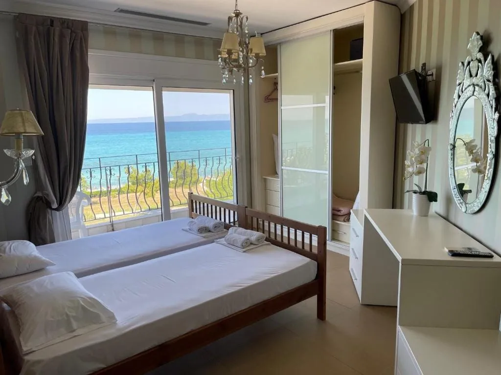 Plaza Hotel Halkidiki, Hanioti, Grčka — 2-Bedroom Suite with Sea View