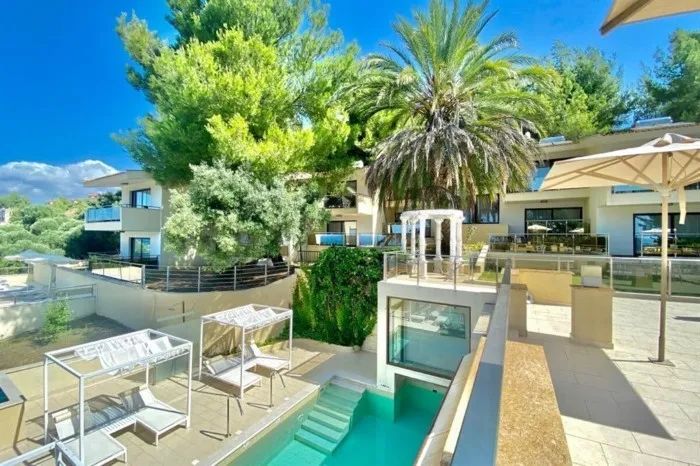 Rahoni Cronwell Hotel, Nea Skioni