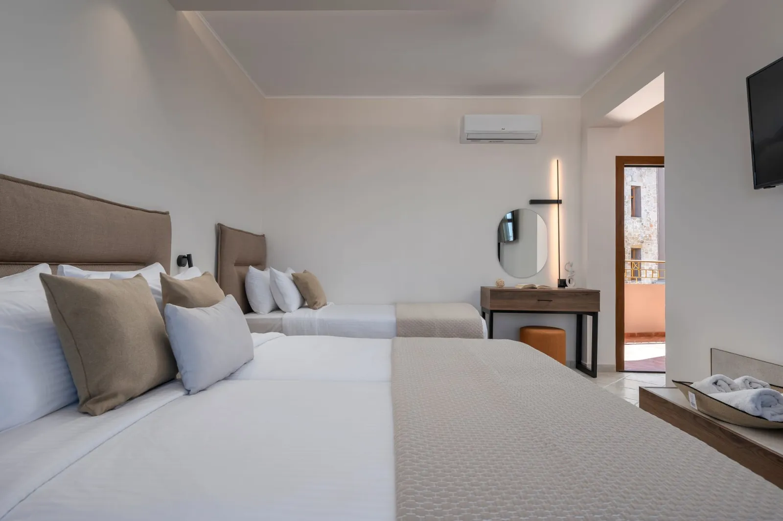 Alia Luxury Resort Hotel & Villas (Adults only), Pefkohori, Grčka — CLASSIC TRIPLE ROOM