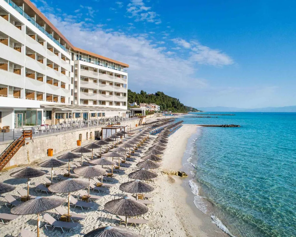 Ammon Zeus Luxury Beach Hotel, Kalitea, Grčka — plaža