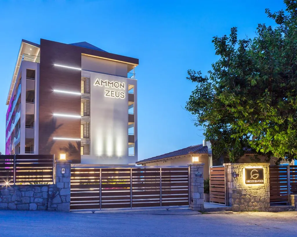 Ammon Zeus Luxury Beach Hotel, Kalitea, Grčka — plaža