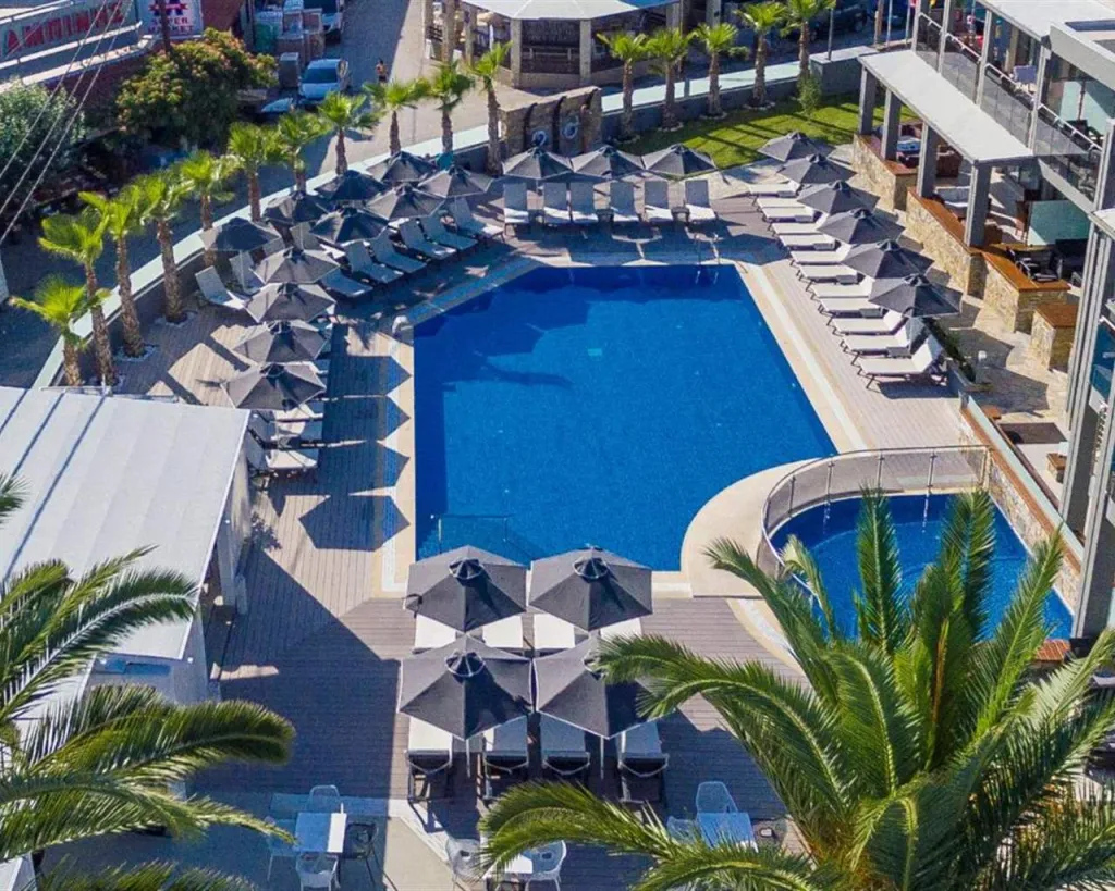 Dionysos Hotel & Suites, Hanioti, Grčka — smeštajna jedinica