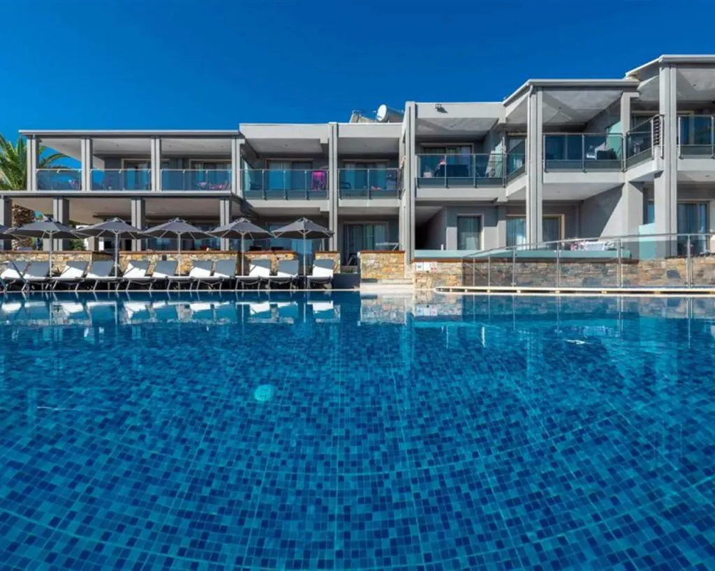 Dionysos Hotel & Suites, Hanioti, Grčka — smeštajna jedinica