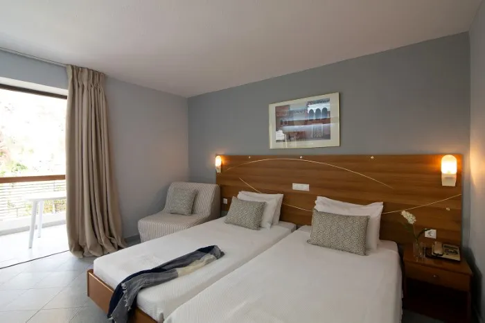 Dionysos Hotel & Suites, Hanioti, Grčka — Double Room Economy Double Room