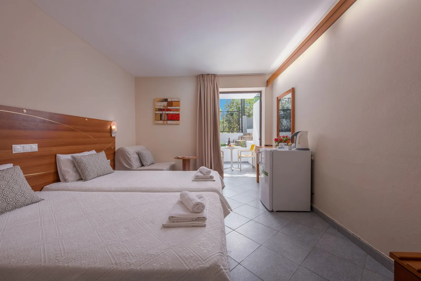 Dionysos Hotel & Suites, Hanioti, Grčka — Economy Double Room