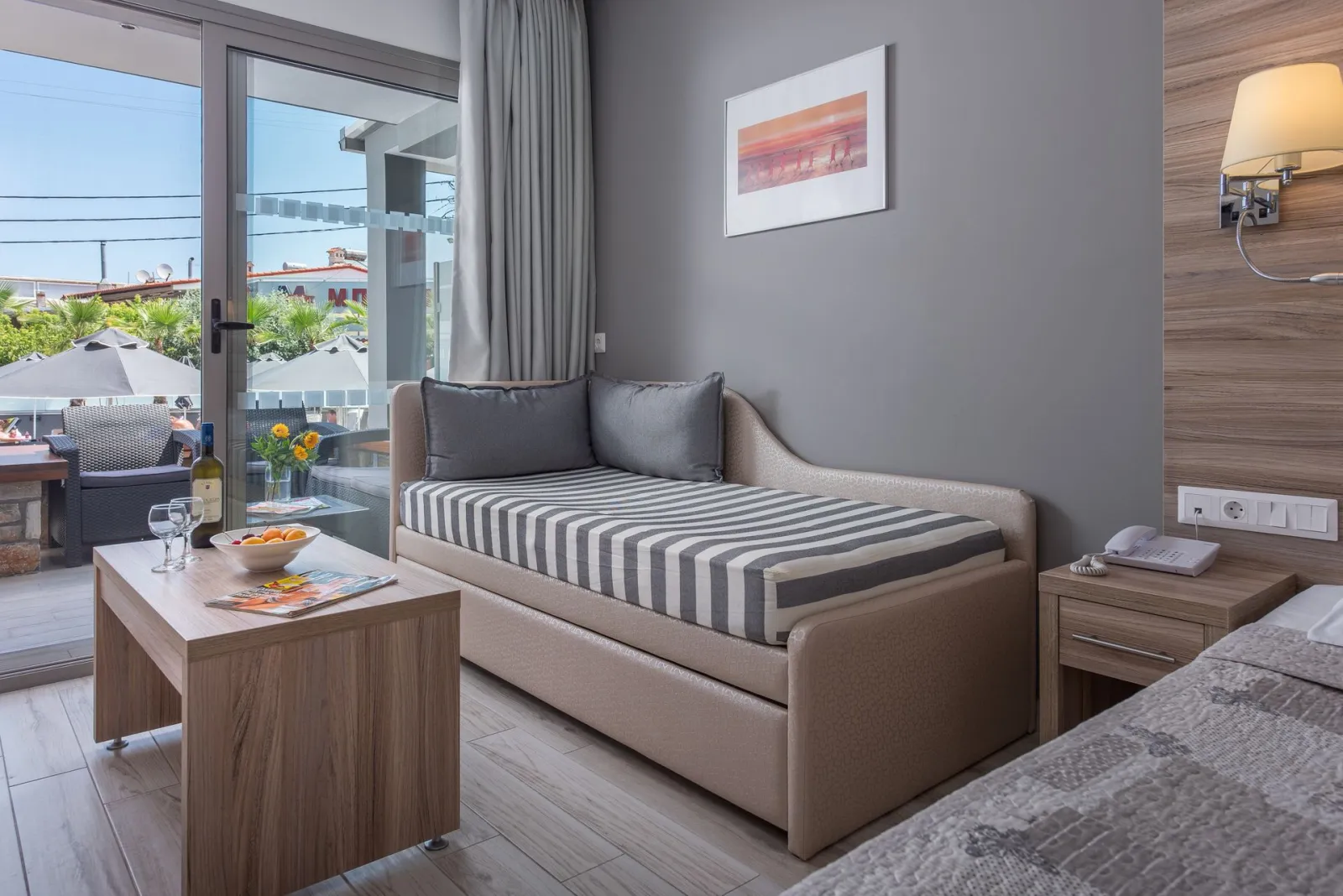 Dionysos Hotel & Suites, Hanioti, Grčka — Studio Deluxe Room