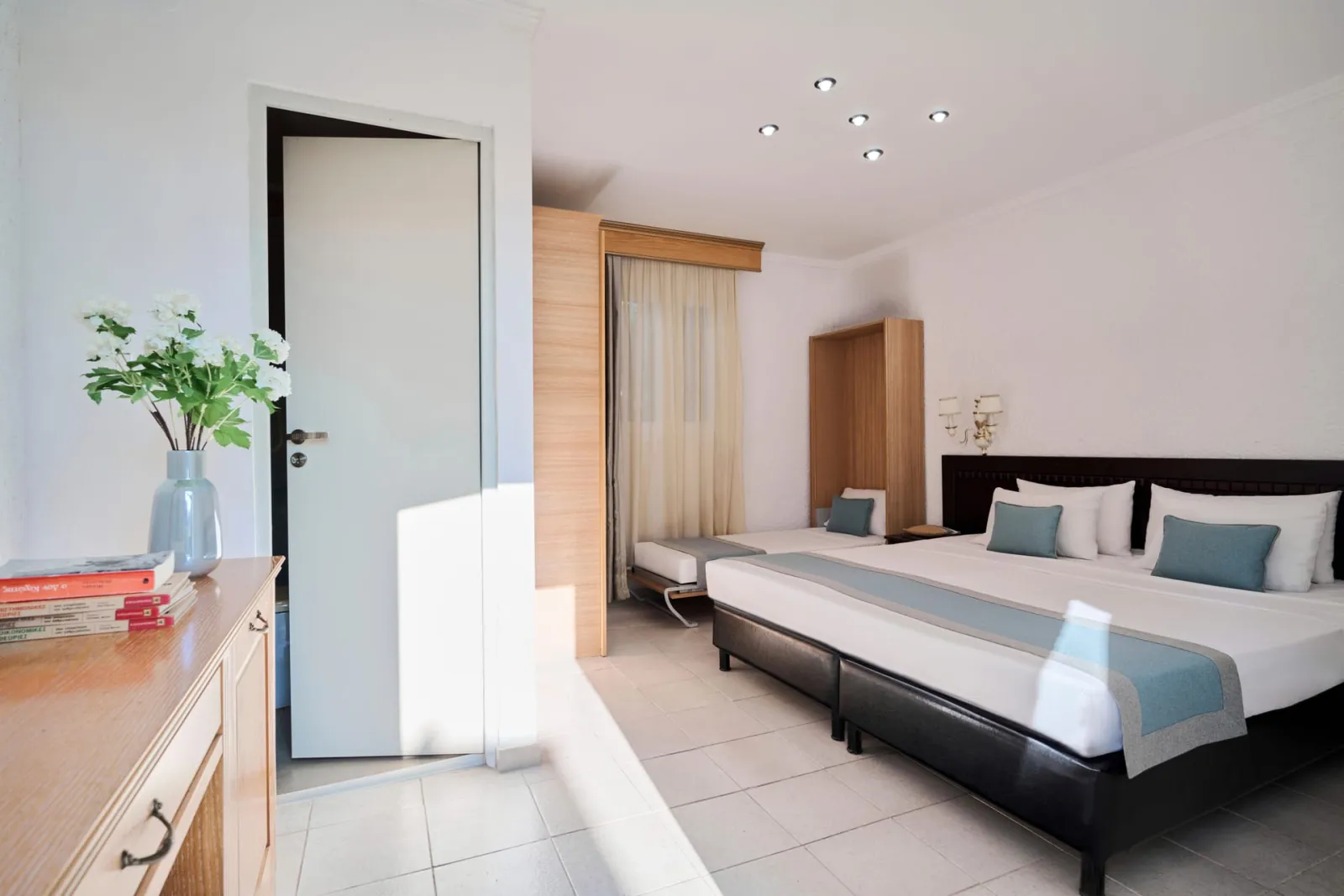 Evlogia Hotel Seafront and Annex by Greek Pride, Skala Furkas, Grčka — Triple Bungalow | Garden View
